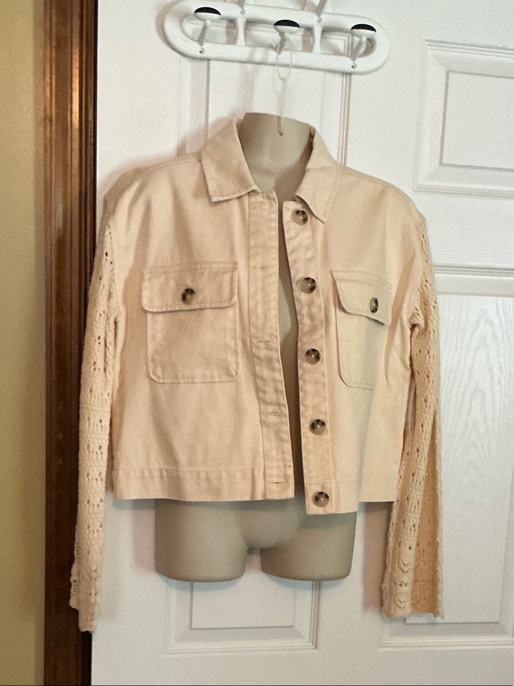 SO  Cream Crochet-Sleeve Jean Jacket